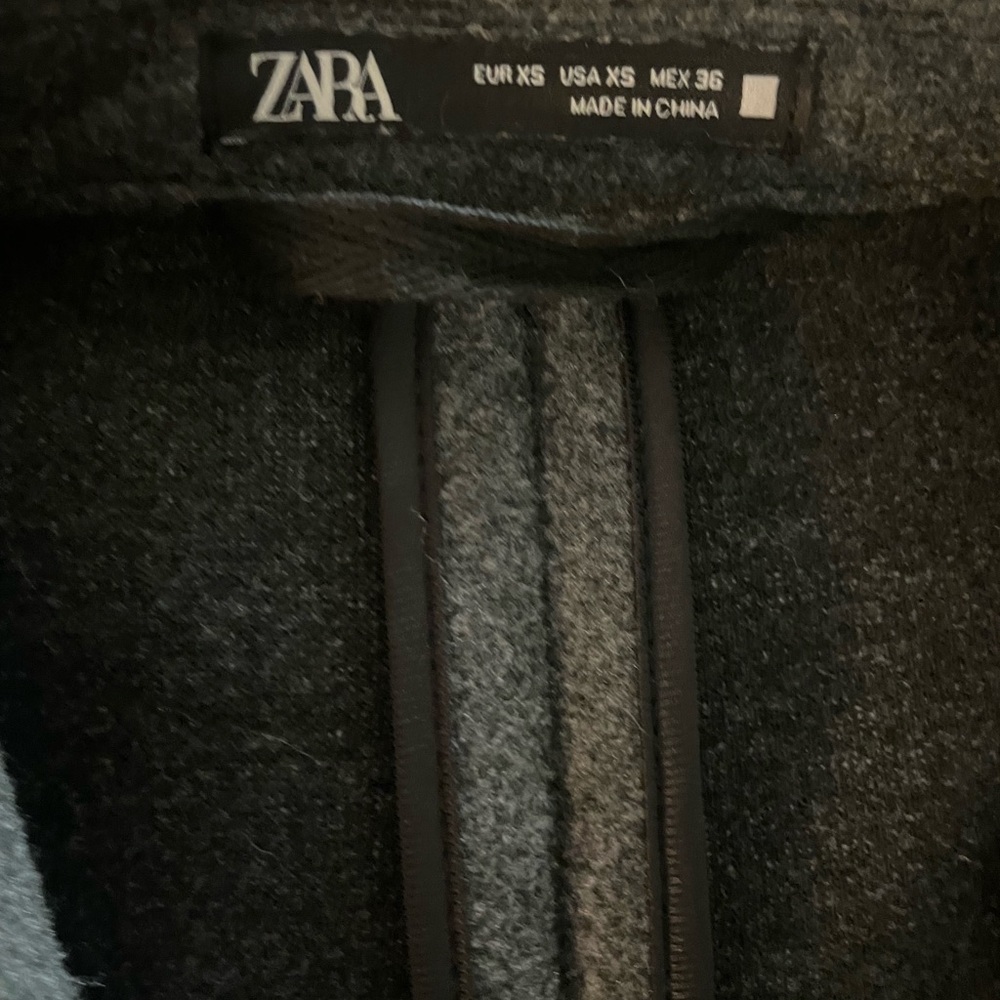 Zara Men’s Gray Wool Coat - Picture 3 of 3